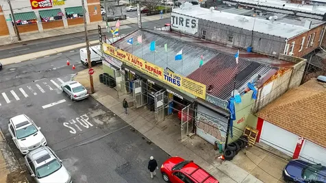21842 Hempstead Avenue Queens Village NY 11429