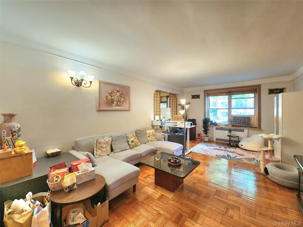 143-07 Sanford Avenue Flushing NY 11355