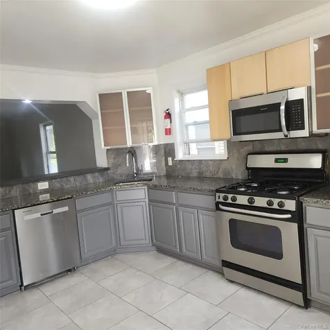 70 Elm Avenue Mount Vernon NY 10550