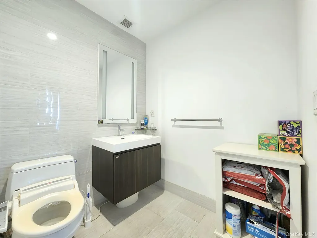 131-05 40 Road Flushing NY 11354