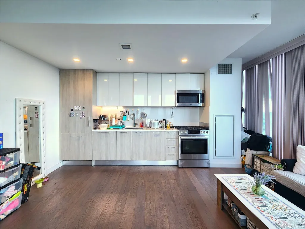 131-05 40 Road Flushing NY 11354
