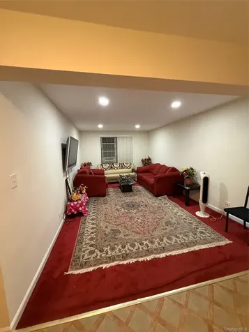 84-55 Daniels Street Briarwood NY 11435