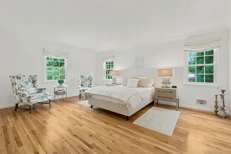 629 Scarborough Road Briarcliff Manor NY 10510