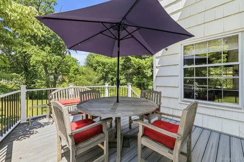 629 Scarborough Road Briarcliff Manor NY 10510