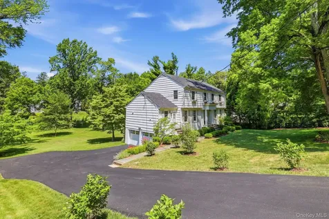629 Scarborough Road Briarcliff Manor NY 10510