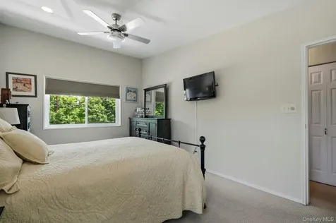 200 Lexington Avenue Oyster Bay NY 11771