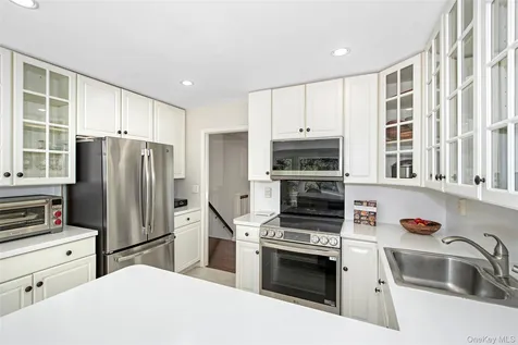 9 Oak Hill Road Chappaqua NY 10514