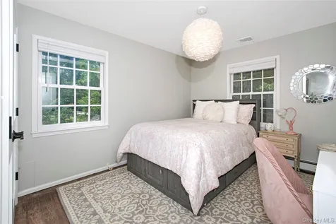 9 Oak Hill Road Chappaqua NY 10514