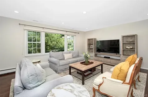9 Oak Hill Road Chappaqua NY 10514