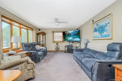 163 Bennett Avenue Staten Island NY 10312