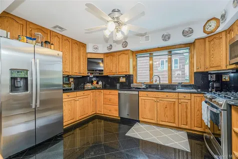 163 Bennett Avenue Staten Island NY 10312