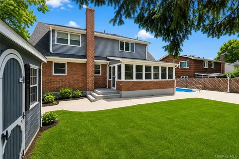 163 Bennett Avenue Staten Island NY 10312