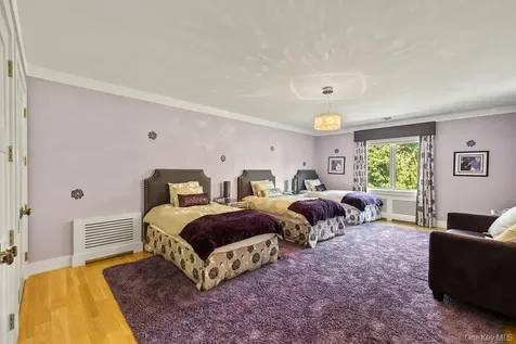 9 Ash Street Monsey NY 10952