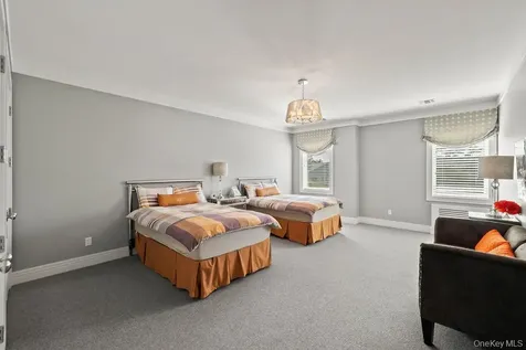 9 Ash Street Monsey NY 10952