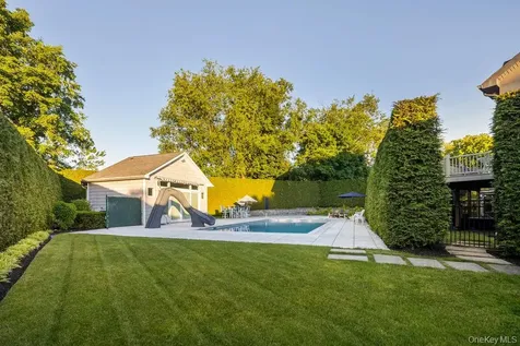 9 Ash Street Monsey NY 10952