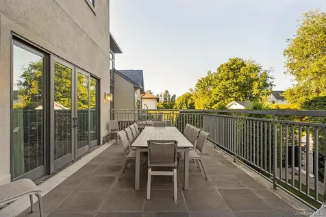 9 Ash Street Monsey NY 10952