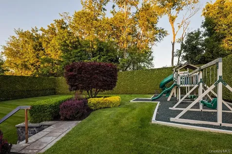 9 Ash Street Monsey NY 10952