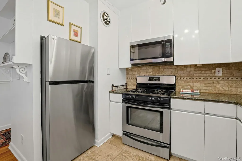 1255 North Avenue New Rochelle NY 10804