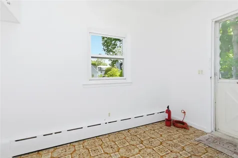82 Quinby Avenue White Plains NY 10606