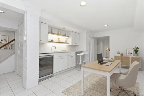 82 Quinby Avenue White Plains NY 10606