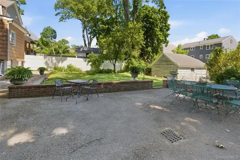 82 Quinby Avenue White Plains NY 10606