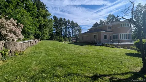 11 Dyckman Drive Mohegan Lake NY 10547