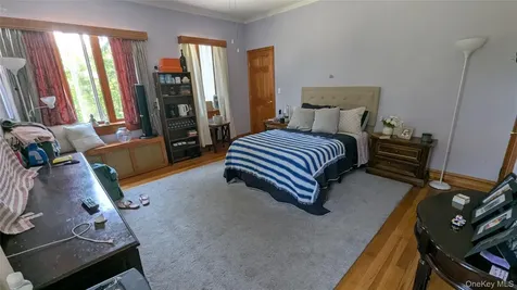 11 Dyckman Drive Mohegan Lake NY 10547