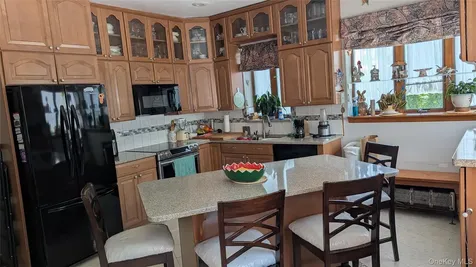 11 Dyckman Drive Mohegan Lake NY 10547