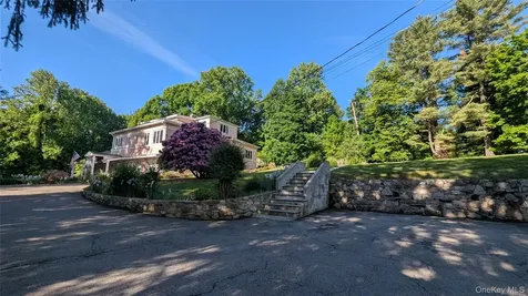 11 Dyckman Drive Mohegan Lake NY 10547