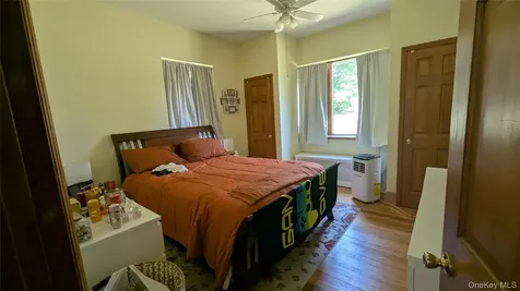 11 Dyckman Drive Mohegan Lake NY 10547