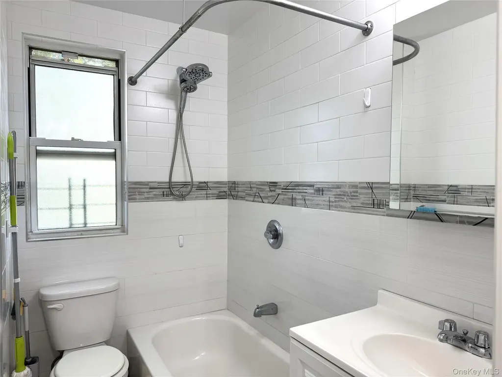 141-35 79th Avenue Flushing NY 11367