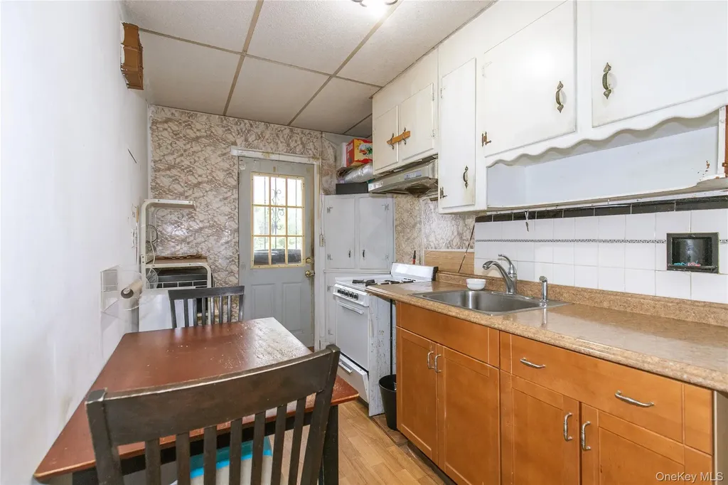 15335 60th Avenue Flushing NY 11355