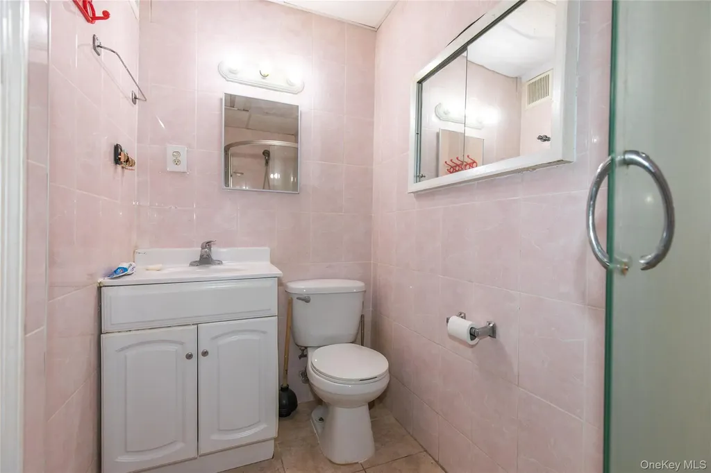 15335 60th Avenue Flushing NY 11355
