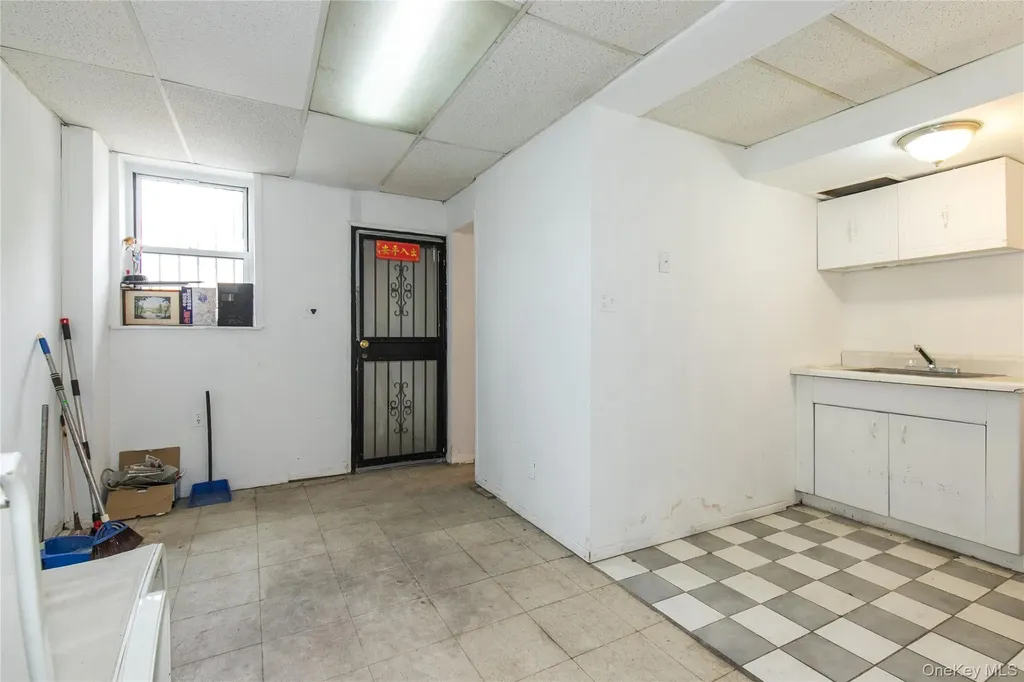15335 60th Avenue Flushing NY 11355