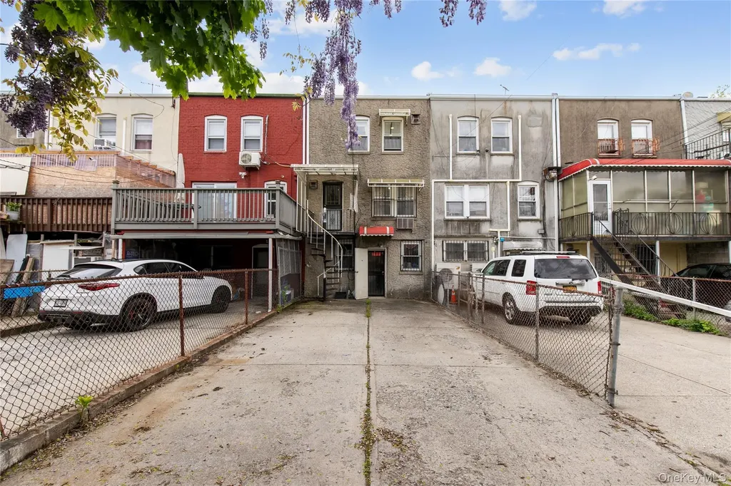 15335 60th Avenue Flushing NY 11355