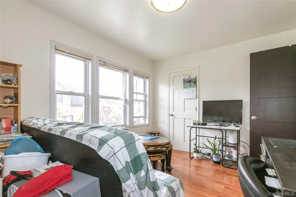 15335 60th Avenue Flushing NY 11355