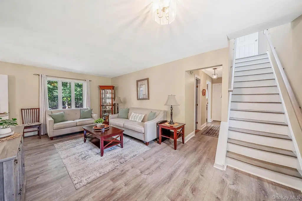 47 Fox Lane Shoreham NY 11786
