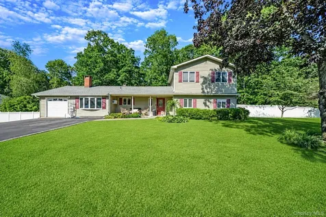 47 Fox Lane Shoreham NY 11786