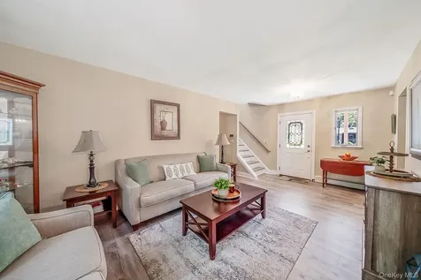 47 Fox Lane Shoreham NY 11786
