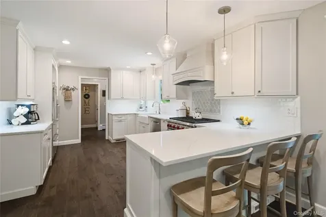 14 Briarwood Lane Pleasantville NY 10570