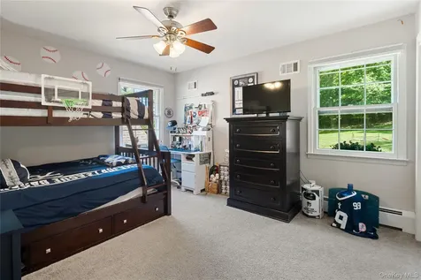 14 Briarwood Lane Pleasantville NY 10570