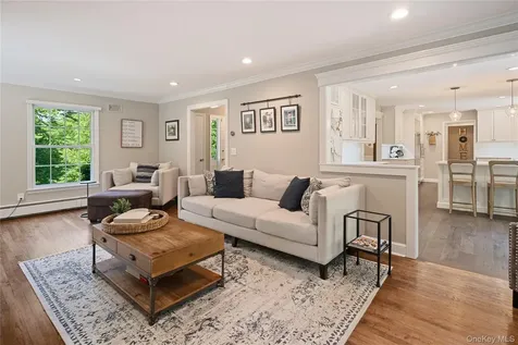 14 Briarwood Lane Pleasantville NY 10570
