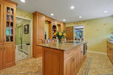 72 Brookfield Road Mount Vernon NY 10552
