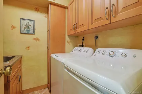 72 Brookfield Road Mount Vernon NY 10552