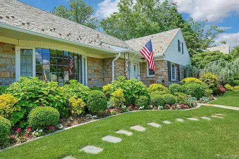 72 Brookfield Road Mount Vernon NY 10552