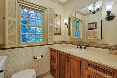 72 Brookfield Road Mount Vernon NY 10552