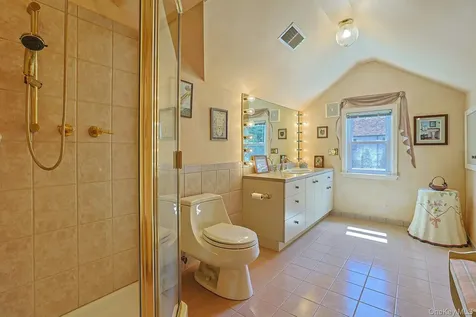 72 Brookfield Road Mount Vernon NY 10552