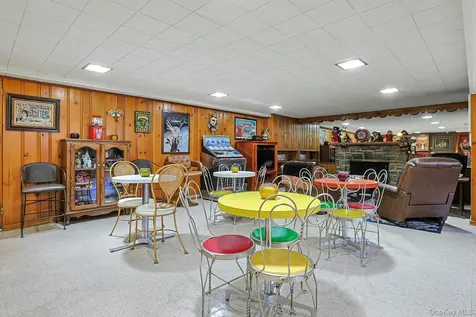 72 Brookfield Road Mount Vernon NY 10552