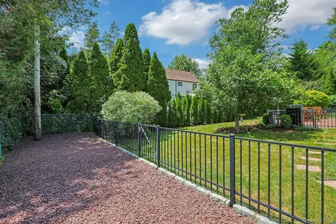 72 Brookfield Road Mount Vernon NY 10552
