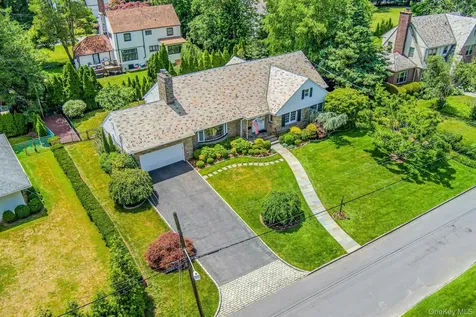 72 Brookfield Road Mount Vernon NY 10552